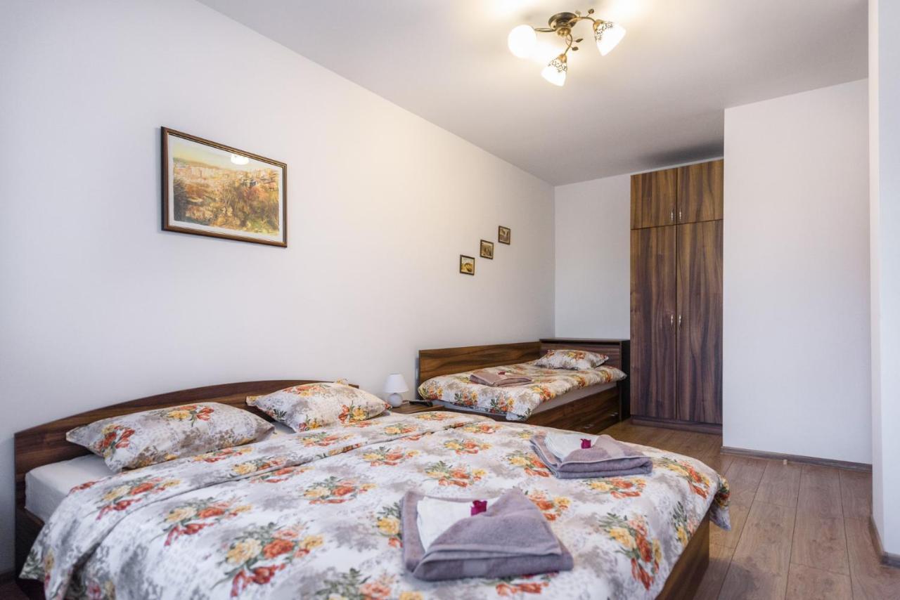 Апартамент Трапезица Veliko Tărnovo Exteriör bild
