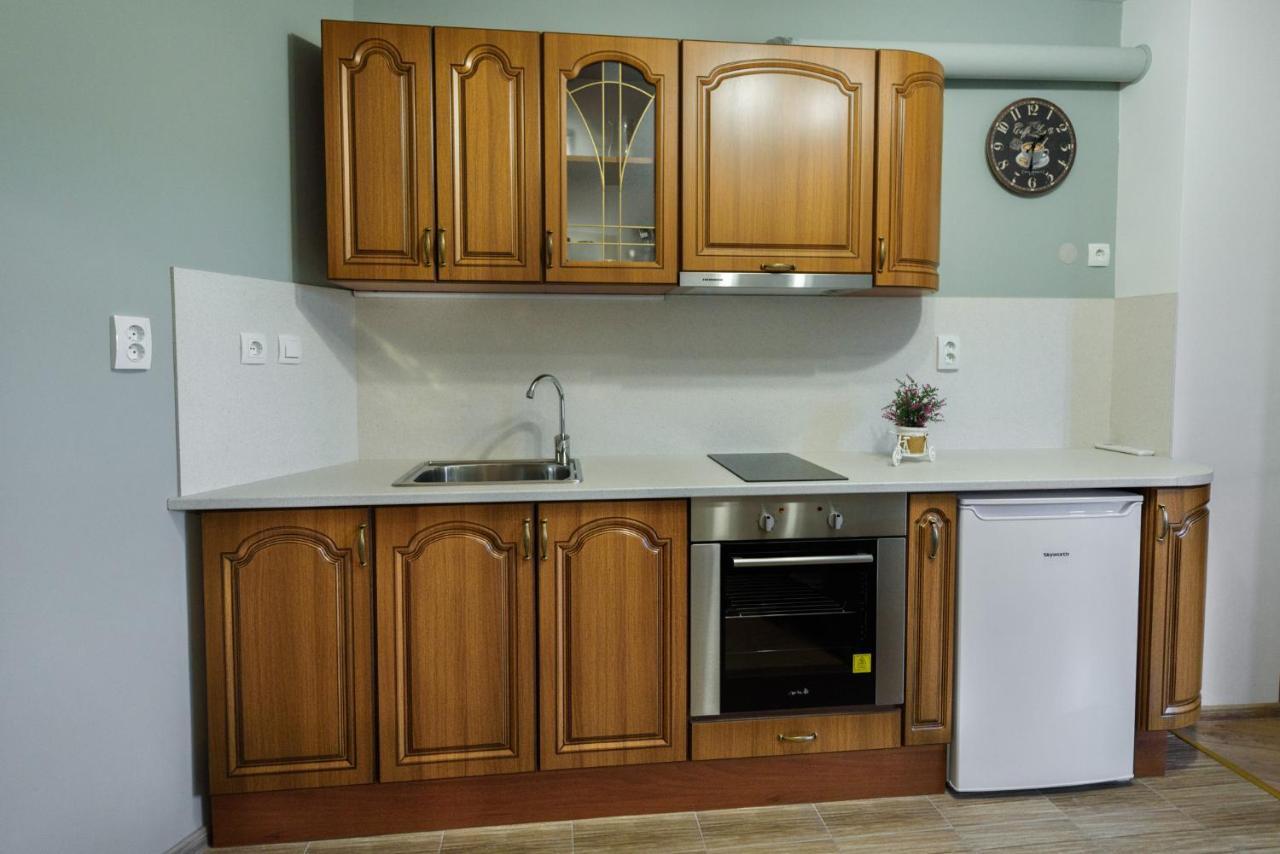 Апартамент Трапезица Veliko Tărnovo Exteriör bild